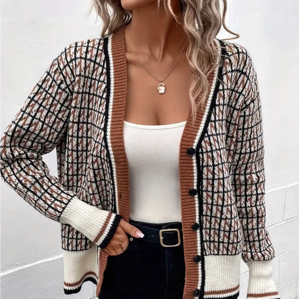 NWOT Shawnee cardigan blown/black/cream. Sold out online for $42.